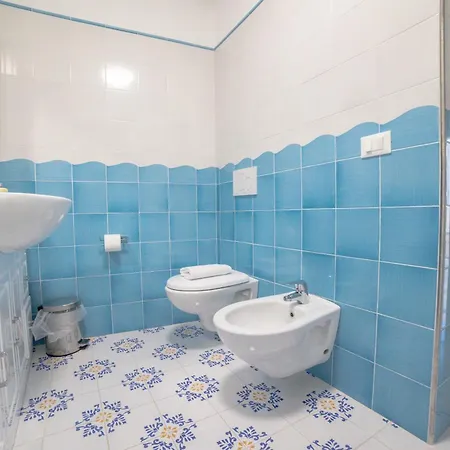 Conchiglia Blu Con Piscina * Forio di Ischia