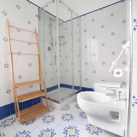 Conchiglia Blu Con Piscina Villa *